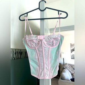 Out from under modern love corset - Urban Outfitters